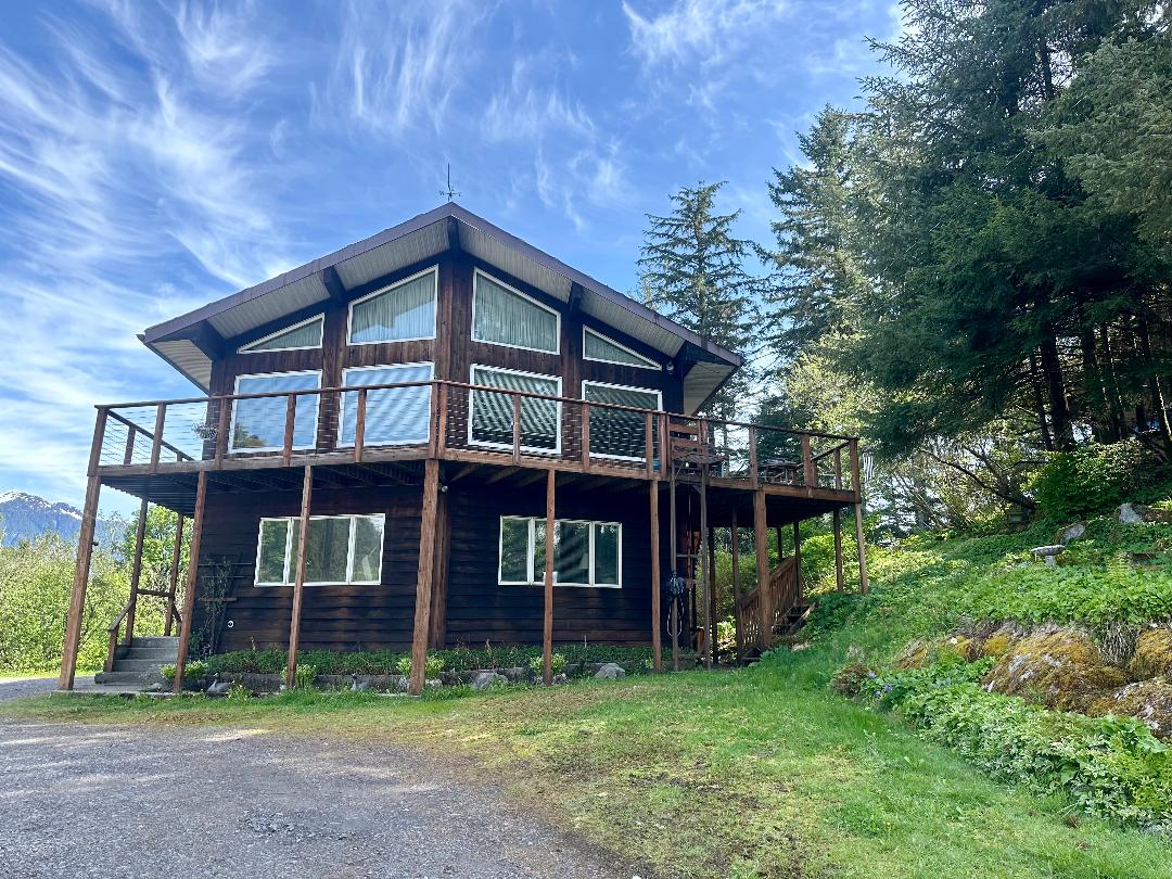 105 Park Ave, Wrangell, Alaska 99929, 3 Bedrooms Bedrooms, ,2 BathroomsBathrooms,Single Family Home,Sold Listings,Park Ave,1206