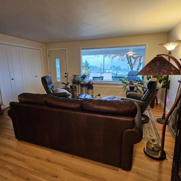 304 First Ave, Wrangell, Alaska 99929, 2 Bedrooms Bedrooms, ,2 BathroomsBathrooms,Single Family Home,Homes,First Ave,1211